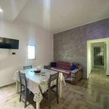 Riggi Al Mare Apartment *